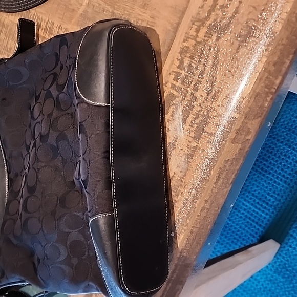 Vimtage Signature 34 Tote - Picture 5 of 14